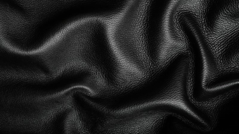 What are the Differences Between Recycled Leather and Real Leather?